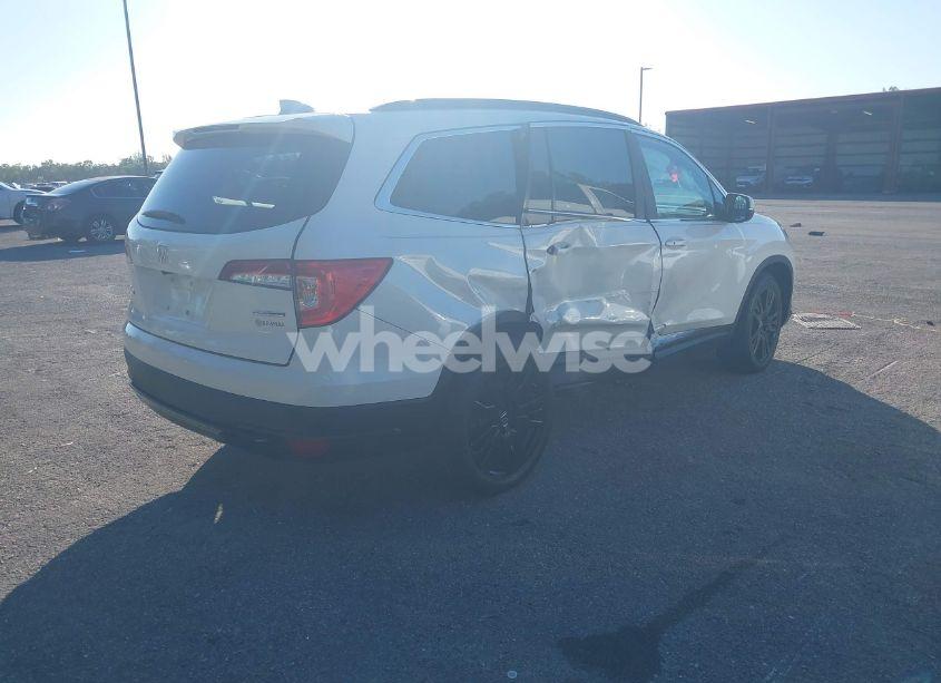 Photo 4 of 2021 Honda Pilot 2WD SPECIAL EDITION (VIN 5FNYF5H24MB037208)