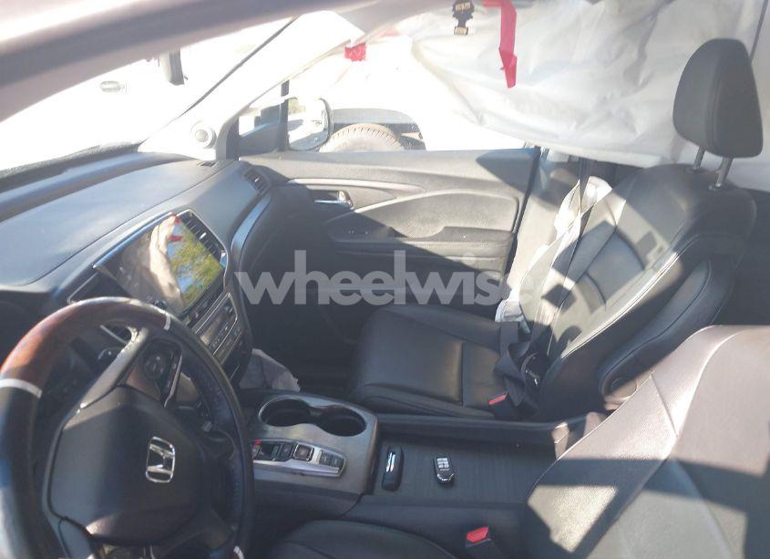 Photo 5 of 2021 Honda Pilot 2WD SPECIAL EDITION (VIN 5FNYF5H24MB037208)