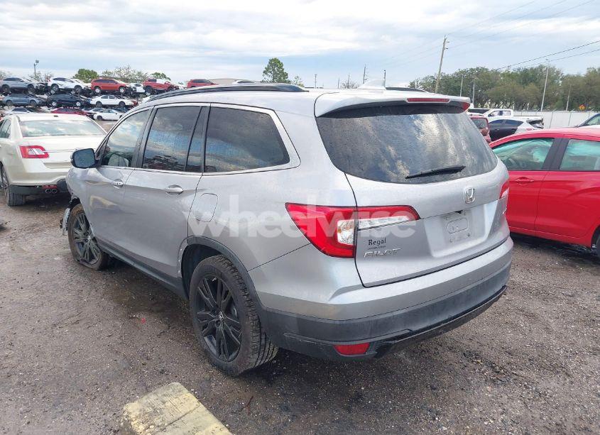 Photo 3 of 2021 Honda Pilot 2WD SPECIAL EDITION (VIN 5FNYF5H25MB004329)