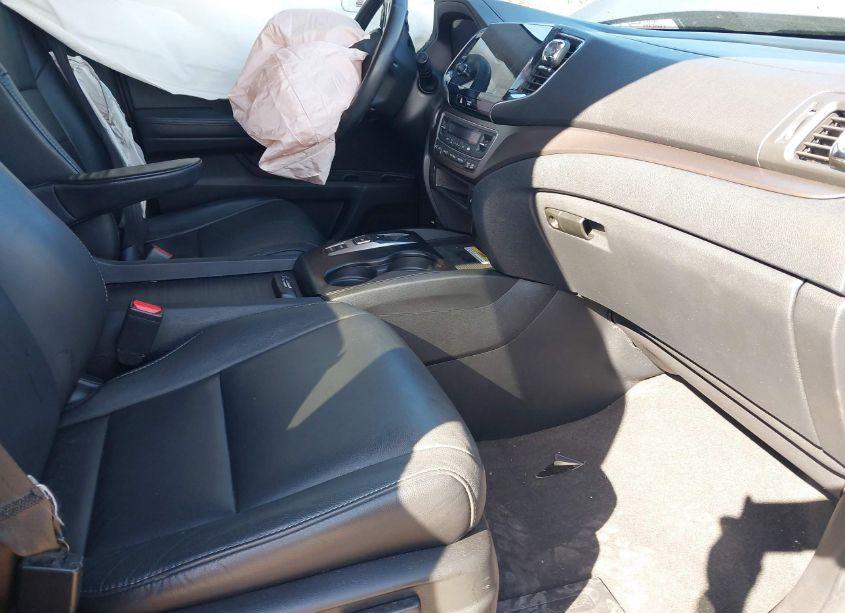 Photo 5 of 2021 Honda Pilot 2WD SPECIAL EDITION (VIN 5FNYF5H25MB026900)