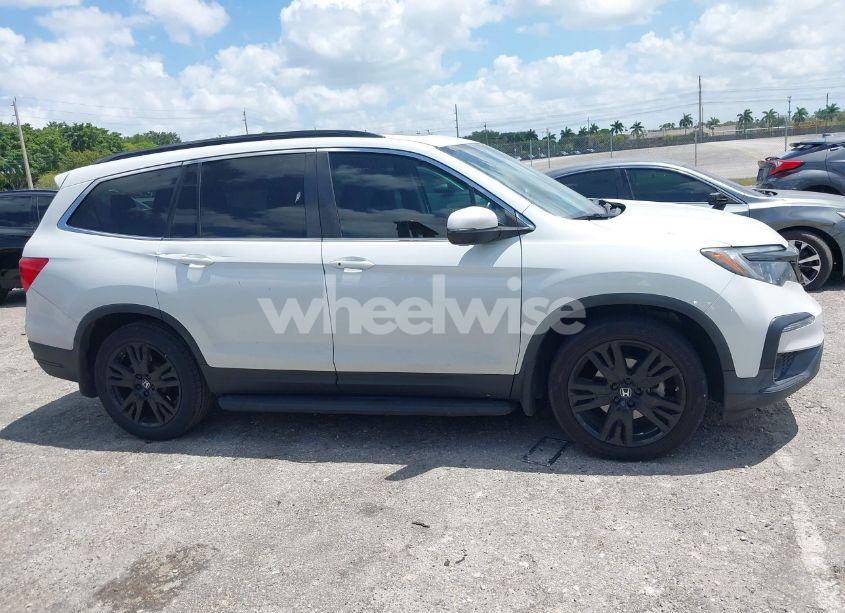 Photo 13 of 2022 Honda Pilot 2WD SPECIAL EDITION (VIN 5FNYF5H25NB003201)