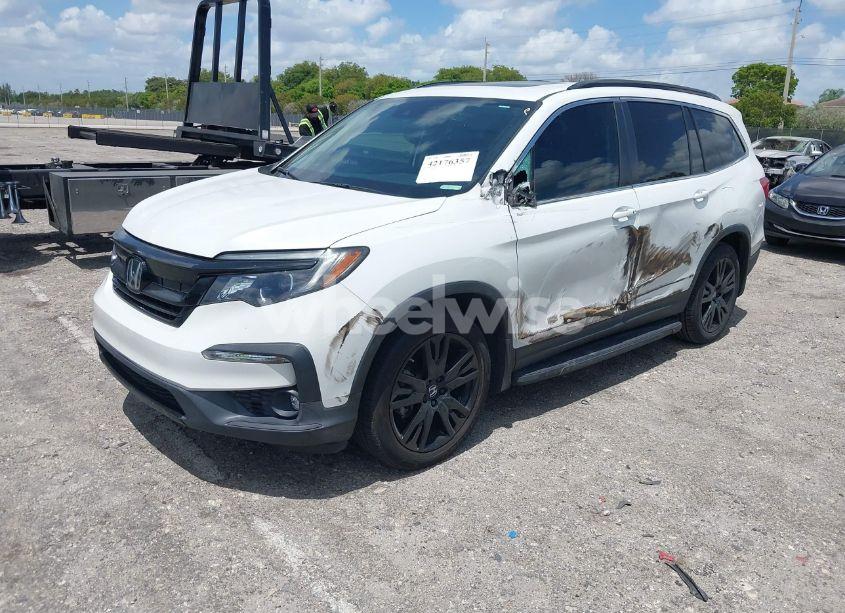 Photo 2 of 2022 Honda Pilot 2WD SPECIAL EDITION (VIN 5FNYF5H25NB003201)