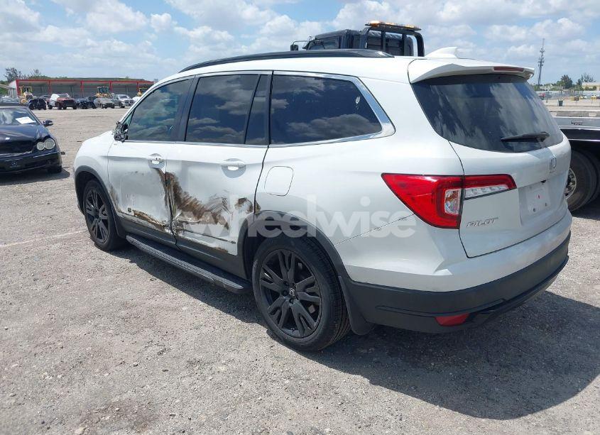 Photo 3 of 2022 Honda Pilot 2WD SPECIAL EDITION (VIN 5FNYF5H25NB003201)