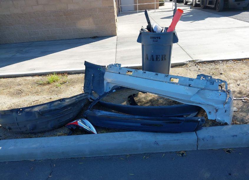 Photo 12 of 2022 Honda Pilot 2WD SPECIAL EDITION (VIN 5FNYF5H25NB025389)