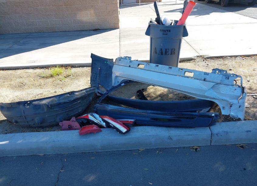 Photo 18 of 2022 Honda Pilot 2WD SPECIAL EDITION (VIN 5FNYF5H25NB025389)