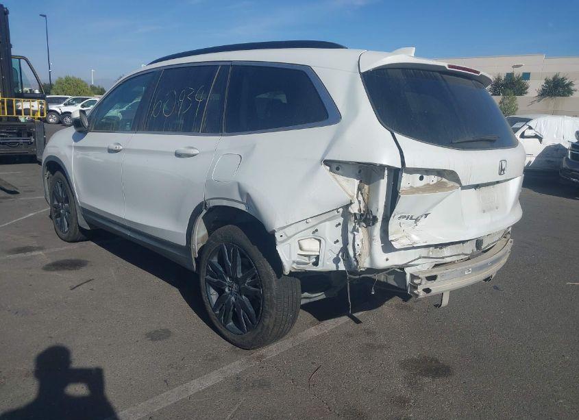 Photo 3 of 2022 Honda Pilot 2WD SPECIAL EDITION (VIN 5FNYF5H25NB025389)