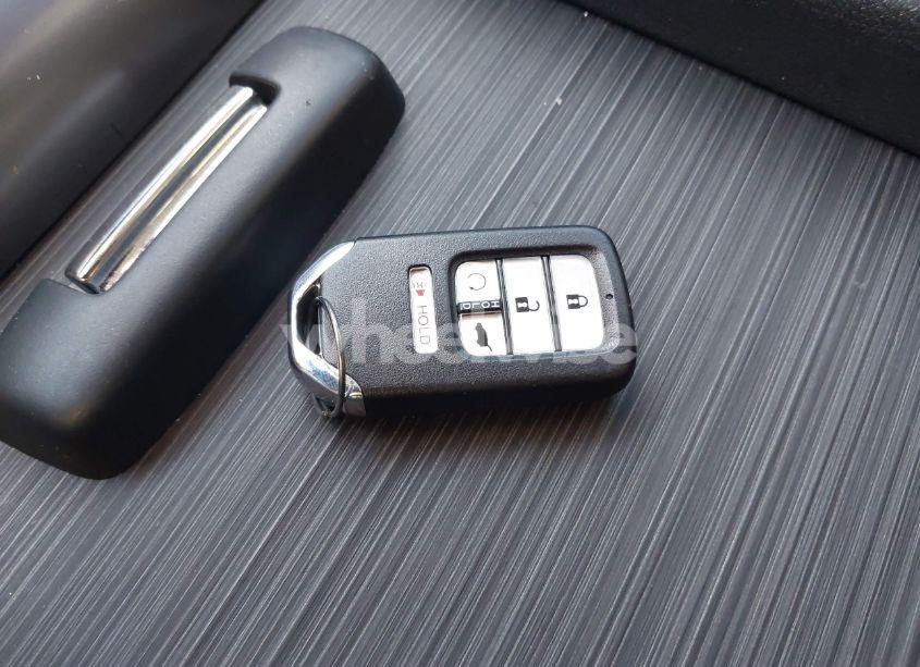 Photo 11 of 2022 Honda Pilot 2WD SPECIAL EDITION (VIN 5FNYF5H25NB035016)