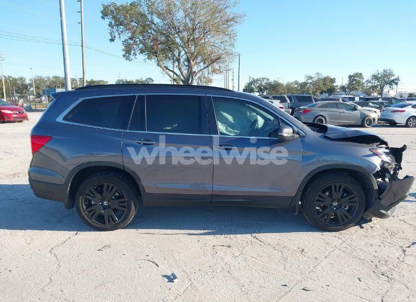 Photo 13 of 2022 Honda Pilot 2WD SPECIAL EDITION (VIN 5FNYF5H25NB035016)