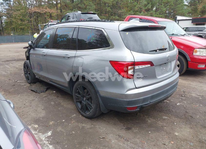 Photo 3 of 2021 Honda Pilot 2WD SPECIAL EDITION (VIN 5FNYF5H26MB032284)