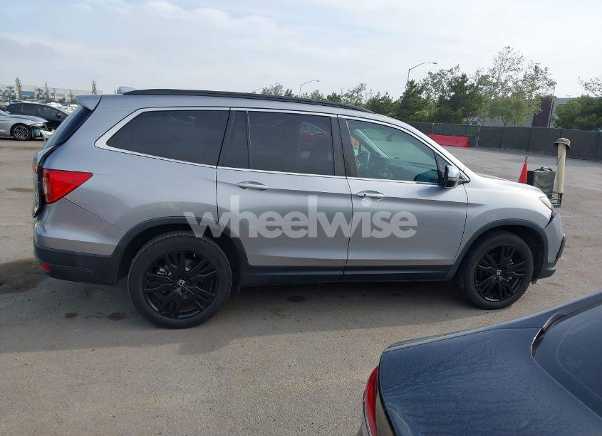 Photo 14 of 2021 Honda Pilot 2WD SPECIAL EDITION (VIN 5FNYF5H26MB045164)