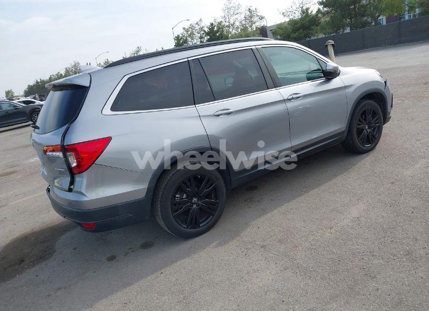 Photo 4 of 2021 Honda Pilot 2WD SPECIAL EDITION (VIN 5FNYF5H26MB045164)