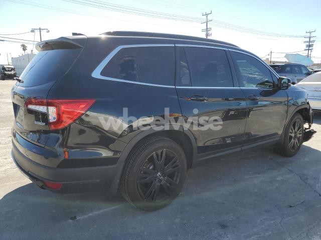 Photo 3 of 2022 HONDA PILOT SE (VIN 5FNYF5H26NB013266)