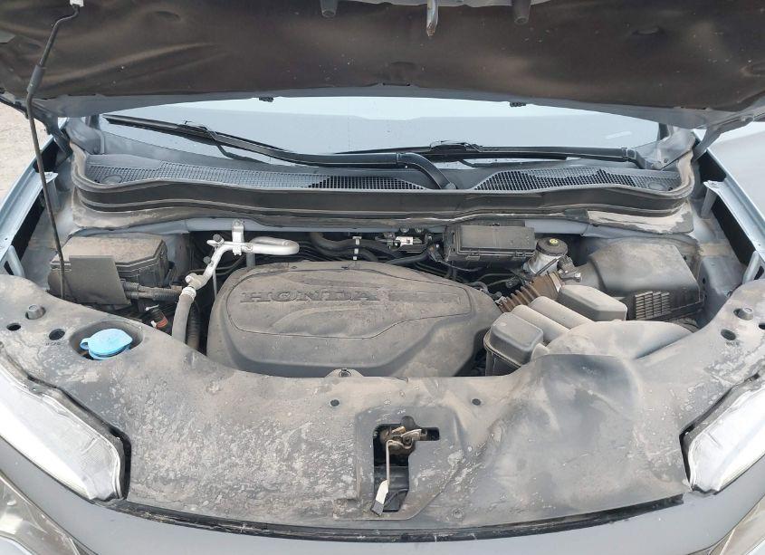 Photo 10 of 2022 Honda Pilot 2WD SPECIAL EDITION (VIN 5FNYF5H26NB027118)