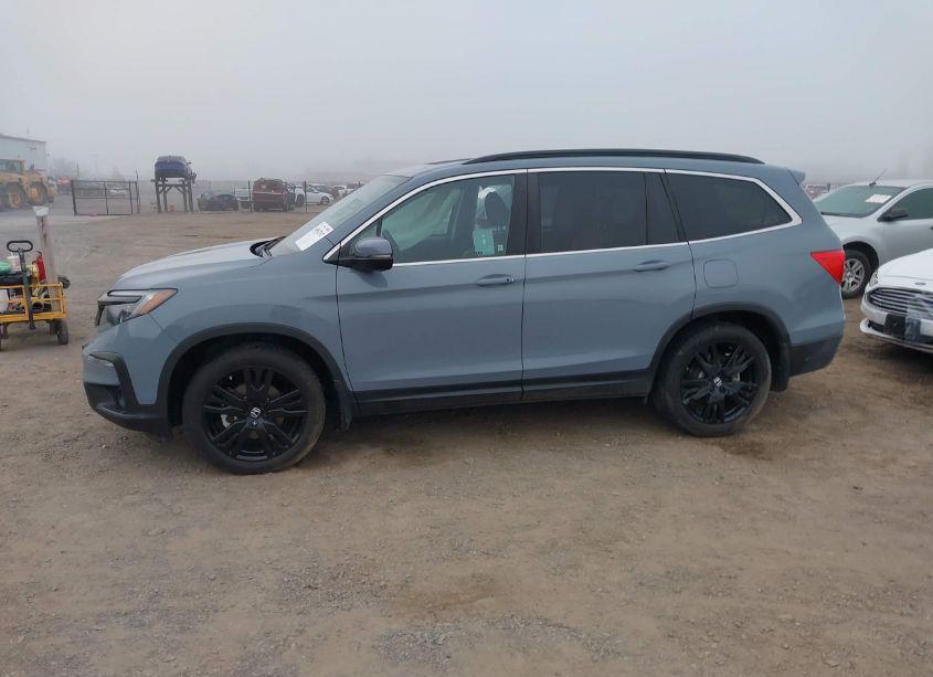 Photo 14 of 2022 Honda Pilot 2WD SPECIAL EDITION (VIN 5FNYF5H26NB027118)