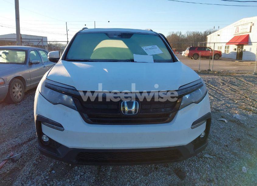 Photo 12 of 2022 Honda Pilot 2WD SPECIAL EDITION (VIN 5FNYF5H26NB028947)