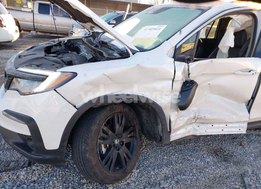 Photo 6 of 2022 Honda Pilot 2WD SPECIAL EDITION (VIN 5FNYF5H26NB028947)