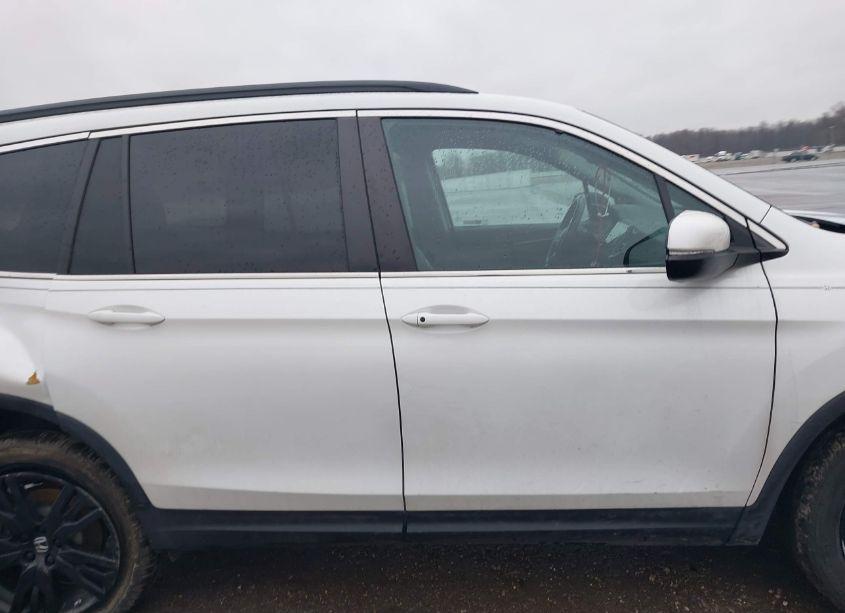 Photo 13 of 2021 Honda Pilot 2WD SPECIAL EDITION (VIN 5FNYF5H28MB009279)