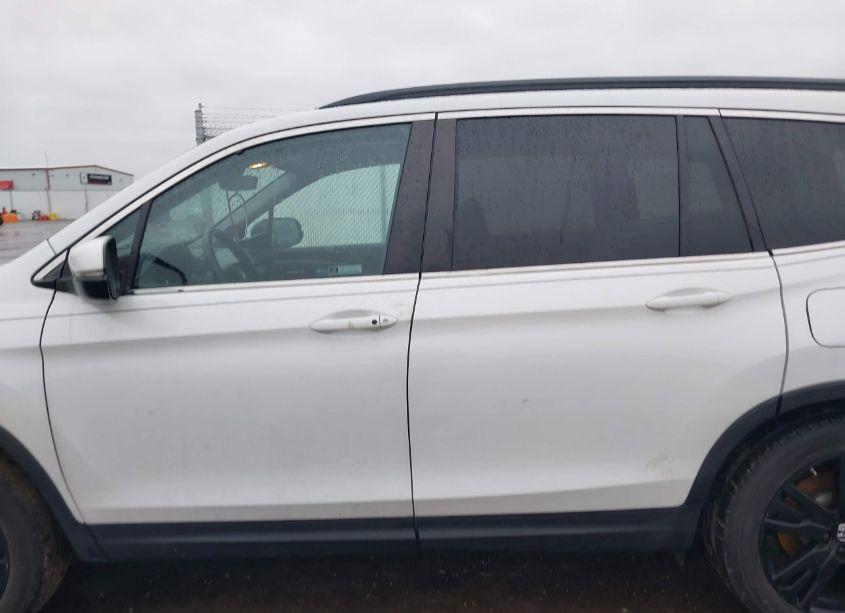 Photo 14 of 2021 Honda Pilot 2WD SPECIAL EDITION (VIN 5FNYF5H28MB009279)