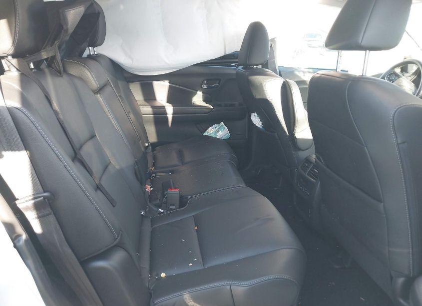 Photo 8 of 2022 Honda Pilot 2WD SPECIAL EDITION (VIN 5FNYF5H28NB015732)