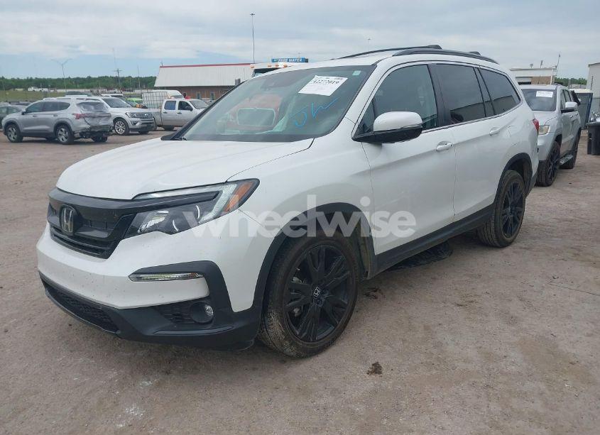 Photo 2 of 2022 Honda Pilot 2WD SPECIAL EDITION (VIN 5FNYF5H28NB018579)