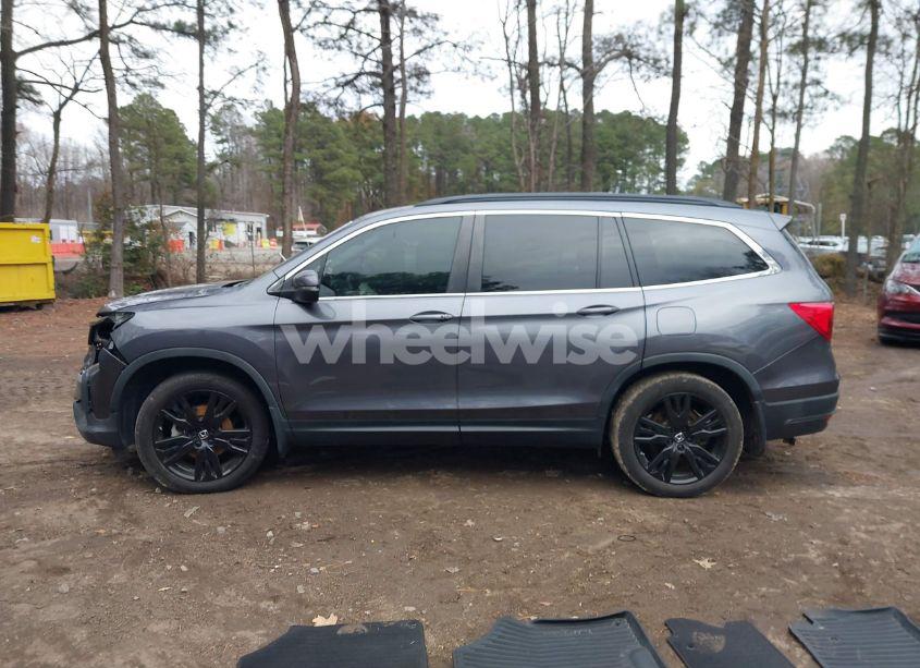 Photo 14 of 2022 Honda Pilot 2WD SPECIAL EDITION (VIN 5FNYF5H29NB005260)