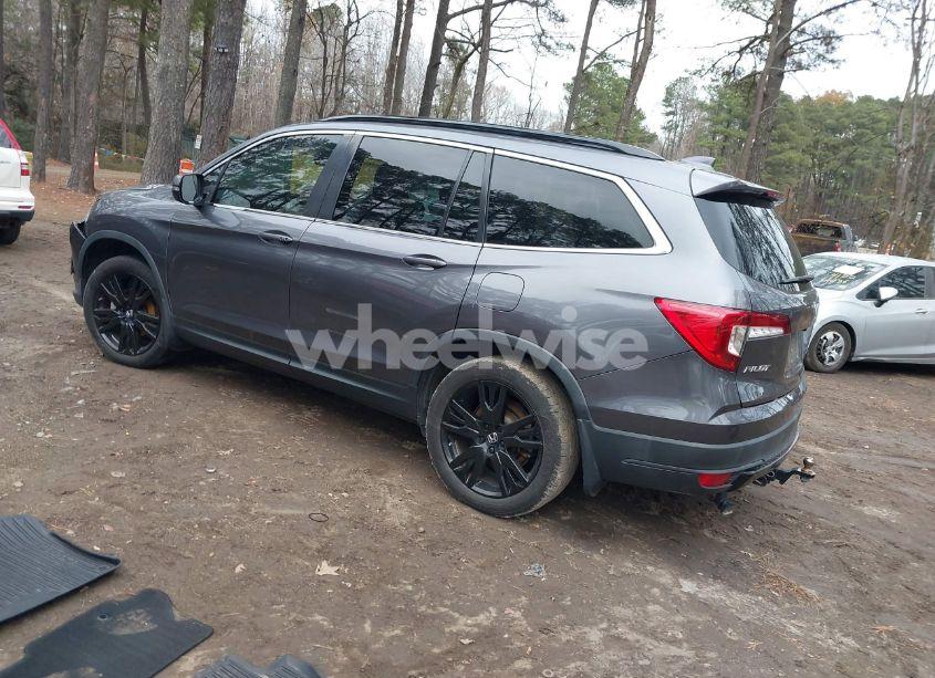 Photo 3 of 2022 Honda Pilot 2WD SPECIAL EDITION (VIN 5FNYF5H29NB005260)