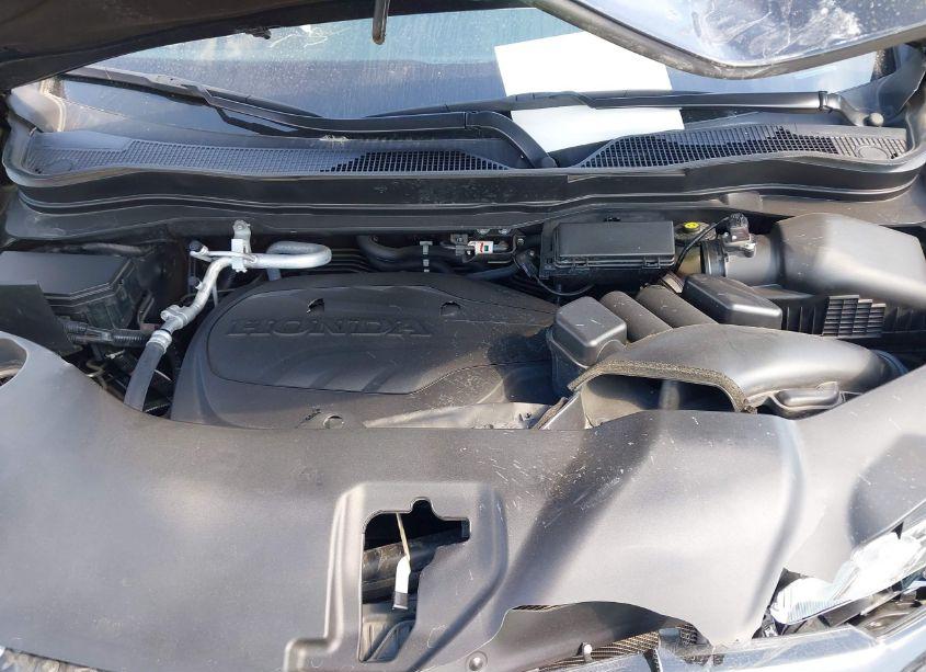 Photo 10 of 2022 Honda Pilot 2WD SPECIAL EDITION (VIN 5FNYF5H29NB021832)