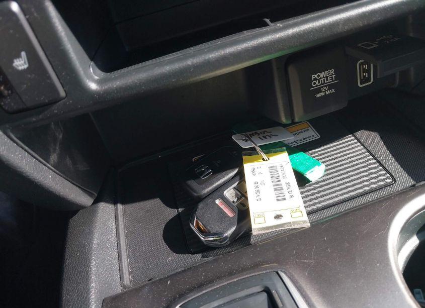 Photo 11 of 2022 Honda Pilot 2WD SPECIAL EDITION (VIN 5FNYF5H29NB021832)