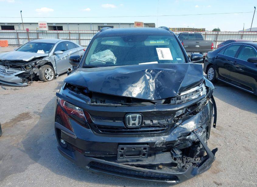 Photo 12 of 2022 Honda Pilot 2WD SPECIAL EDITION (VIN 5FNYF5H29NB021832)