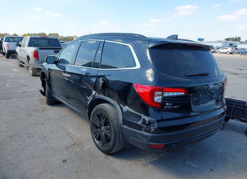 Photo 3 of 2022 Honda Pilot 2WD SPECIAL EDITION (VIN 5FNYF5H29NB021832)