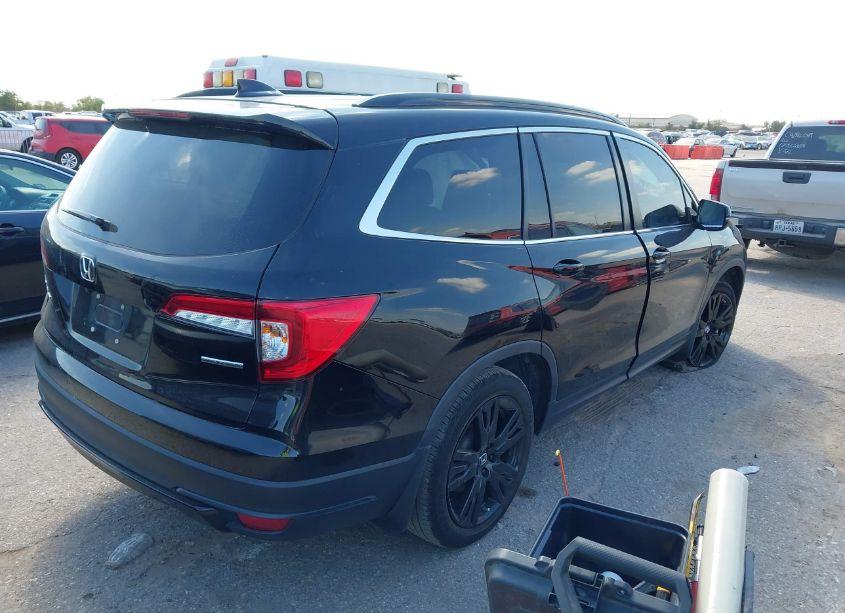 Photo 4 of 2022 Honda Pilot 2WD SPECIAL EDITION (VIN 5FNYF5H29NB021832)