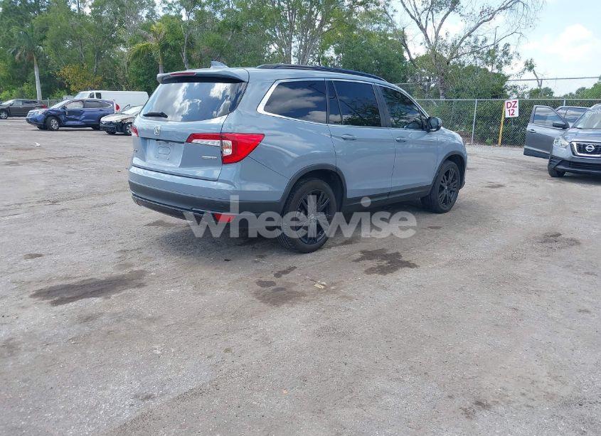 Photo 4 of 2022 Honda Pilot 2WD SPECIAL EDITION (VIN 5FNYF5H29NB034421)