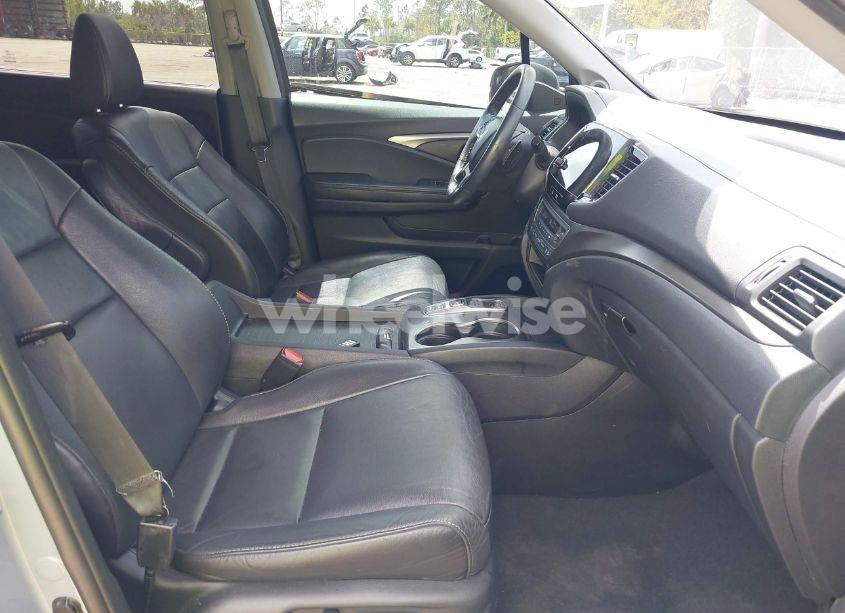 Photo 5 of 2022 Honda Pilot 2WD SPECIAL EDITION (VIN 5FNYF5H29NB034421)