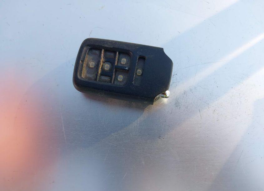 Photo 11 of 2021 Honda Pilot 2WD SPECIAL EDITION (VIN 5FNYF5H2XMB006237)