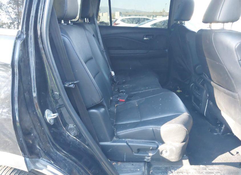 Photo 8 of 2021 Honda Pilot 2WD SPECIAL EDITION (VIN 5FNYF5H2XMB006237)