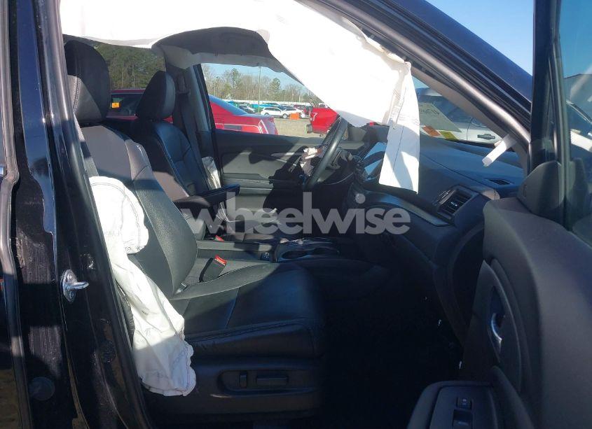 Photo 5 of 2021 Honda Pilot 2WD SPECIAL EDITION (VIN 5FNYF5H2XMB036077)