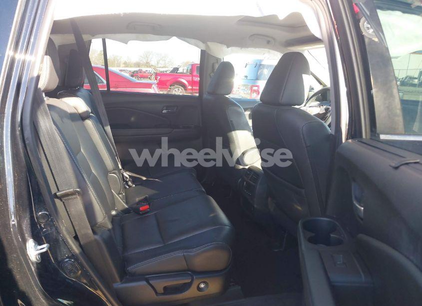 Photo 8 of 2021 Honda Pilot 2WD SPECIAL EDITION (VIN 5FNYF5H2XMB036077)