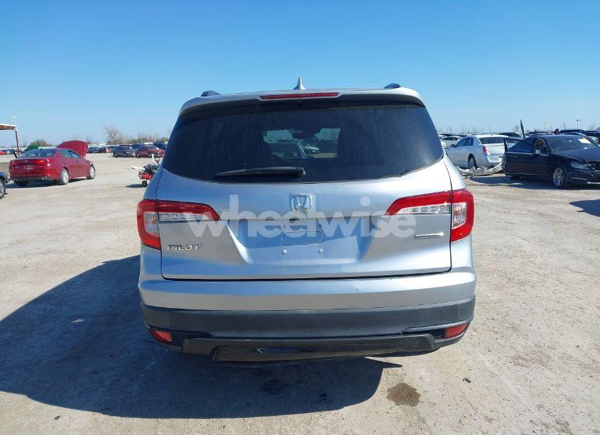 Photo 16 of 2022 Honda Pilot 2WD SPECIAL EDITION (VIN 5FNYF5H2XNB014159)