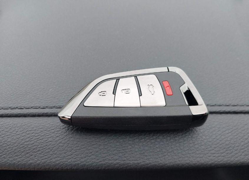 Photo 11 of 2022 Honda Pilot 2WD SPECIAL EDITION (VIN 5FNYF5H2XNB033858)