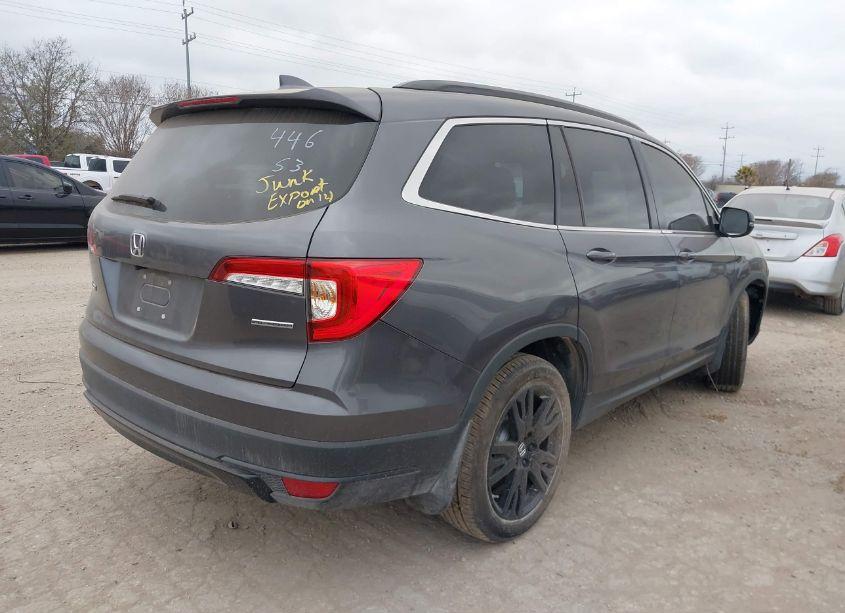 Photo 4 of 2022 Honda Pilot 2WD SPECIAL EDITION (VIN 5FNYF5H2XNB033858)