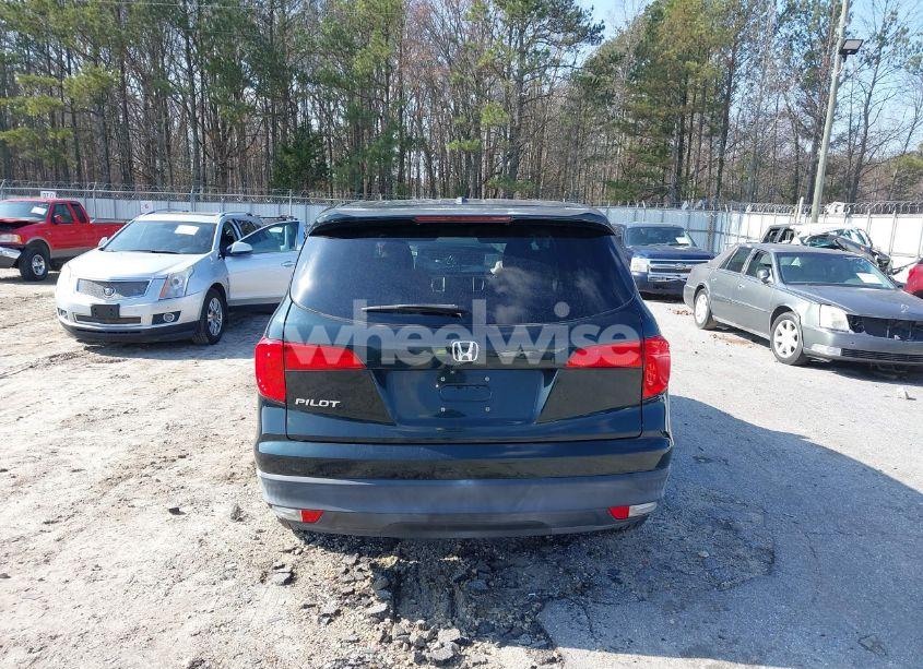 Photo 16 of 2016 Honda Pilot EX (VIN 5FNYF5H30GB024761)