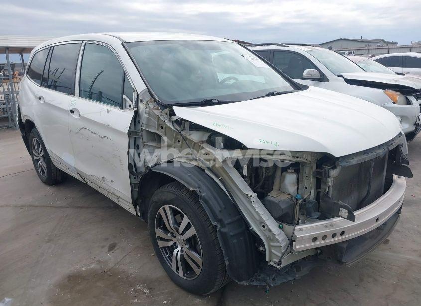 2017 Honda Pilot EX (VIN 5FNYF5H30HB019240) main photo