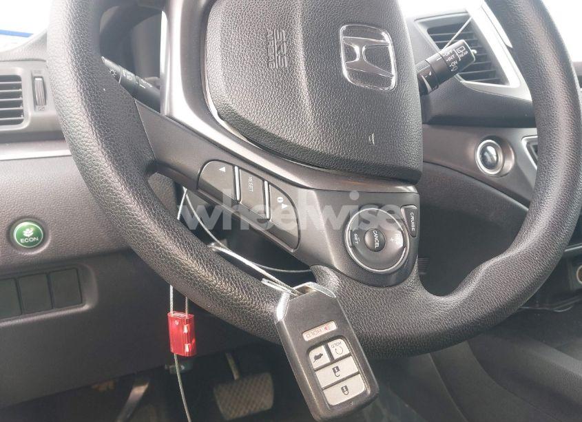 Photo 11 of 2017 Honda Pilot EX (VIN 5FNYF5H30HB019240)