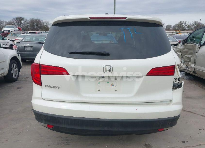 Photo 17 of 2017 Honda Pilot EX (VIN 5FNYF5H30HB019240)