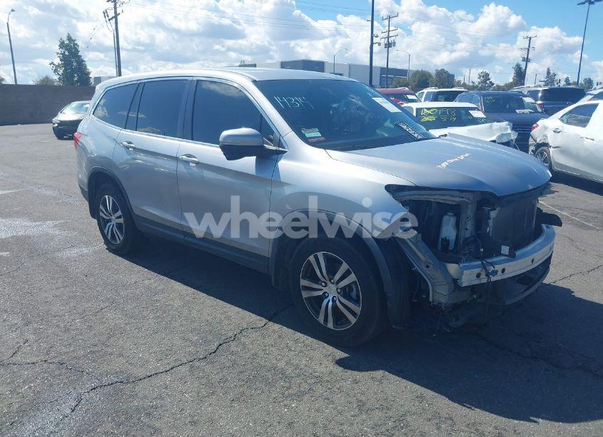 2018 Honda Pilot EX (VIN 5FNYF5H30JB008857) main photo