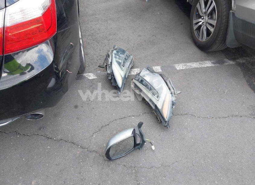 Photo 18 of 2018 Honda Pilot EX (VIN 5FNYF5H30JB008857)