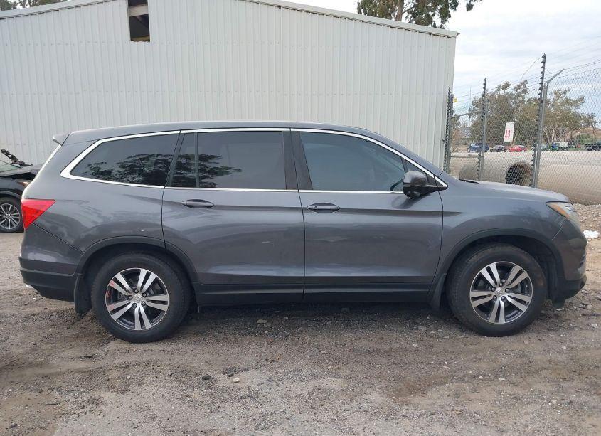 Photo 13 of 2016 Honda Pilot EX (VIN 5FNYF5H31GB021612)