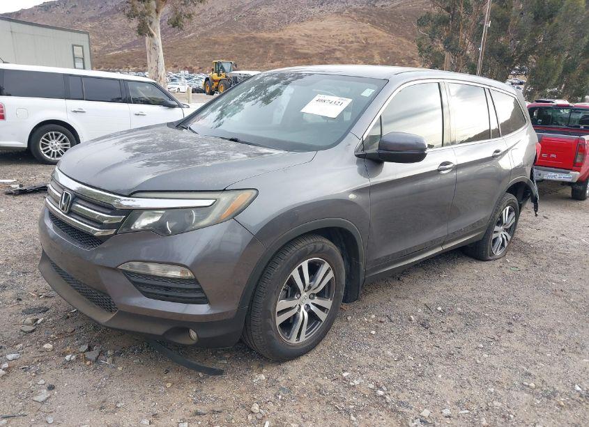 Photo 2 of 2016 Honda Pilot EX (VIN 5FNYF5H31GB021612)