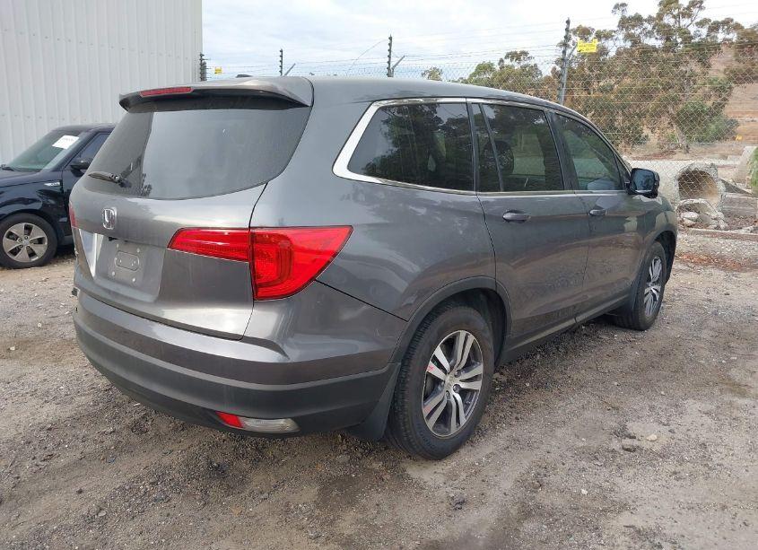 Photo 4 of 2016 Honda Pilot EX (VIN 5FNYF5H31GB021612)