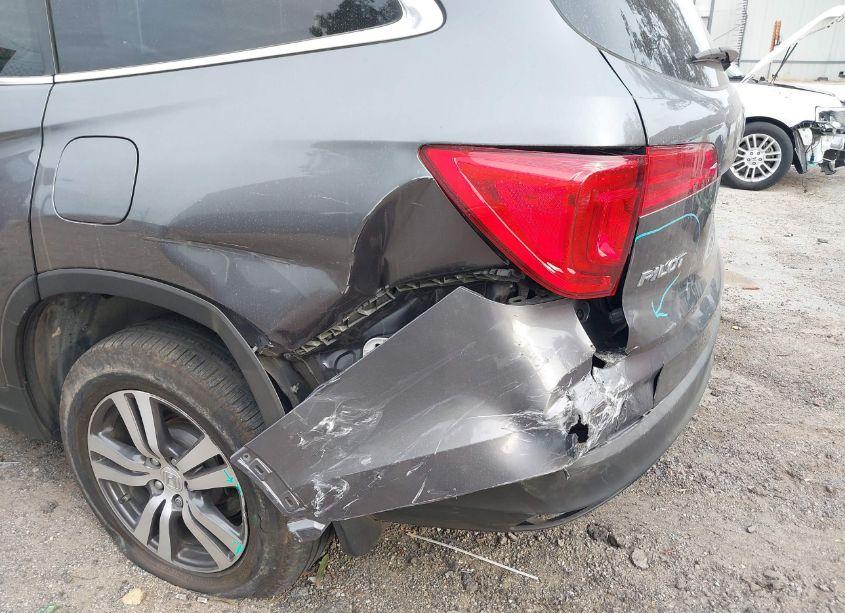 Photo 6 of 2016 Honda Pilot EX (VIN 5FNYF5H31GB021612)